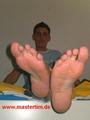 23_big_feet13.jpg